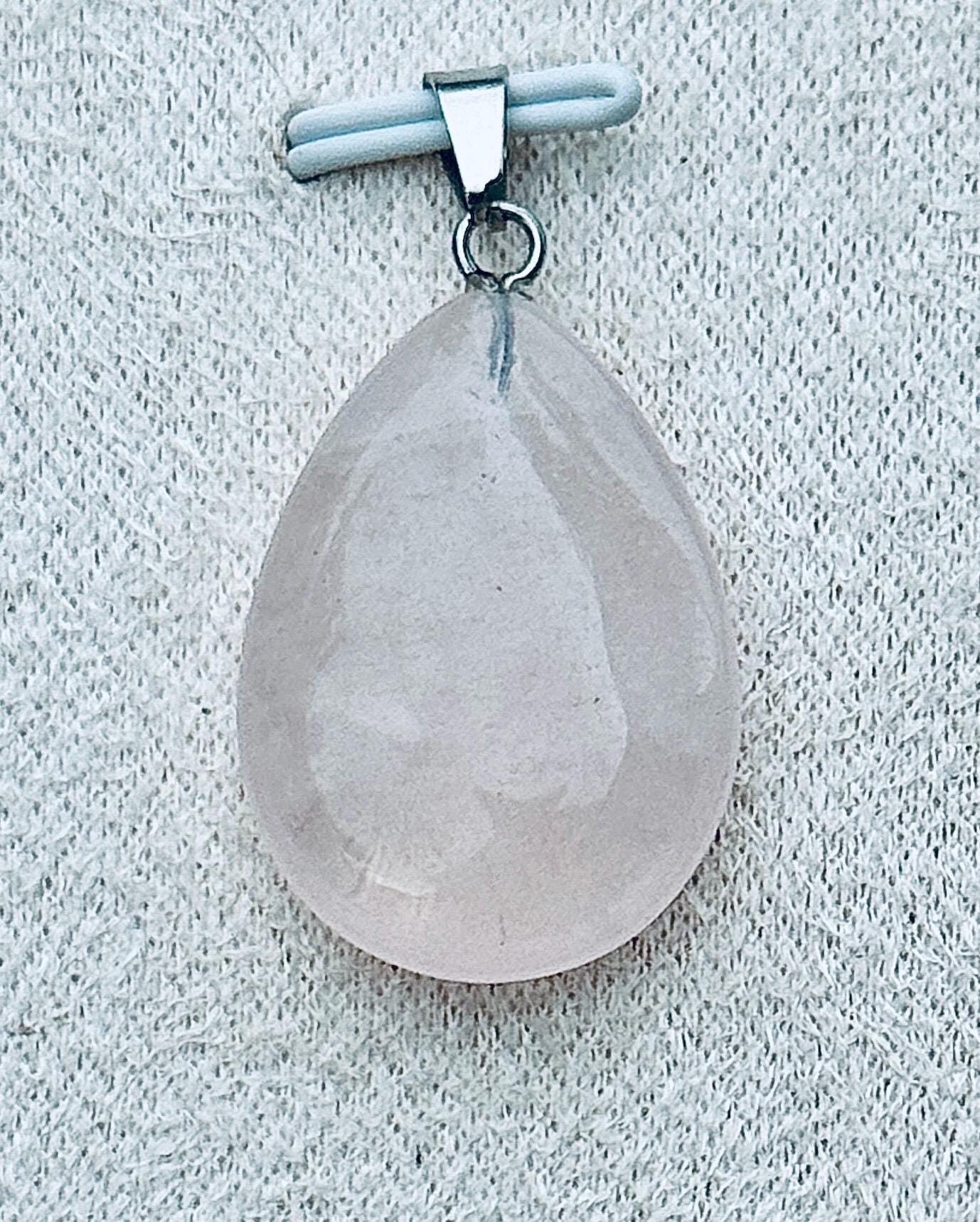 Collier pendentif goutte en quartz rose en pierre naturelle