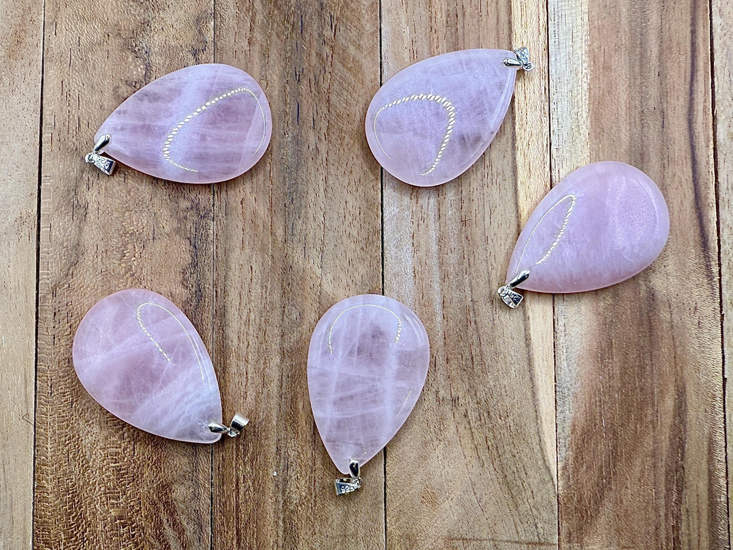 Collier pendentif goutte en quartz rose en pierre naturelle