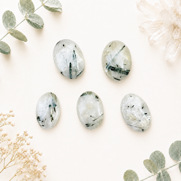 Quartz tourmaline forme palmstone pierre naturelle semi precieuse