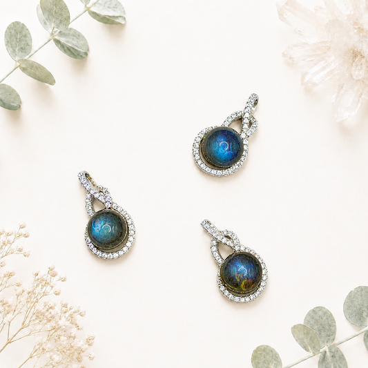 Pendentif en argent et Labradorite en pierre naturelle semi précieuse