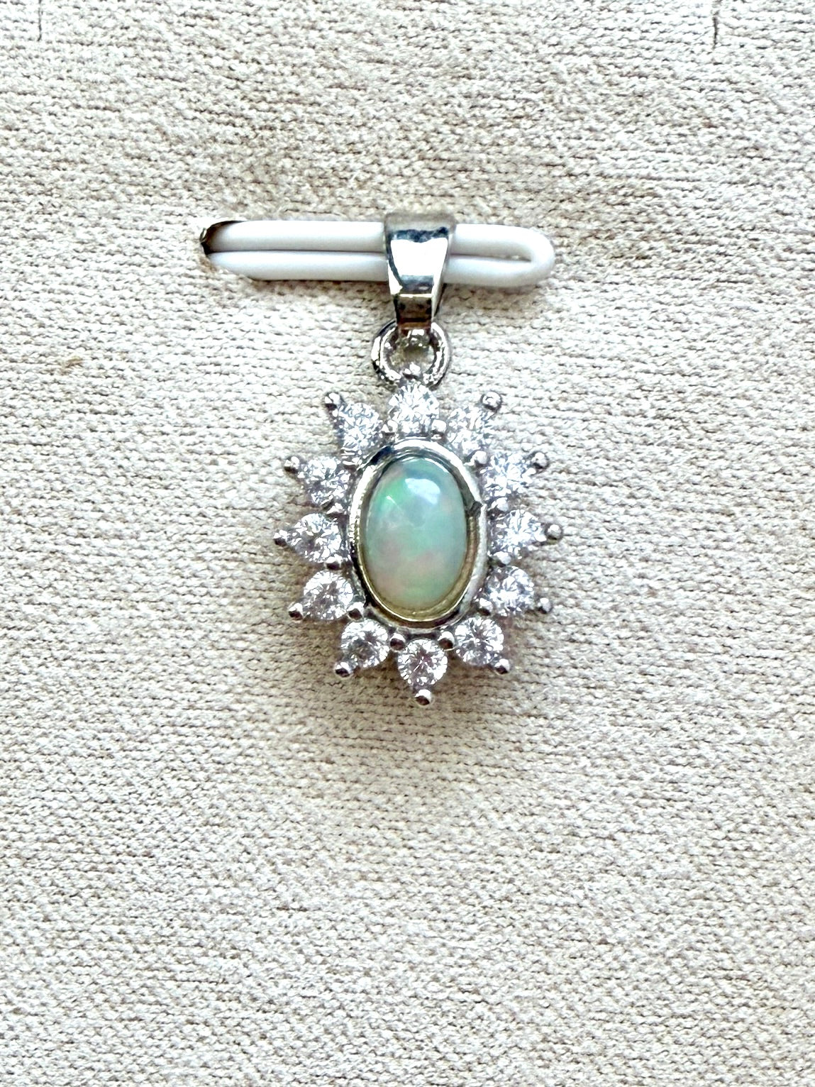 Pendentif en pierre naturelle semi précieuse