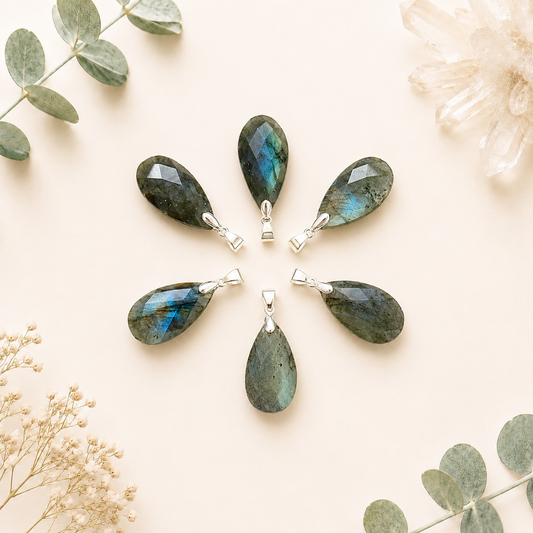 Pendentif goutte en labradorite pierre naturelle semi précieuse