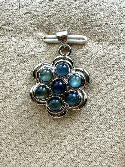 Pendentif en pierre naturelle semi précieuse