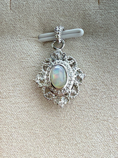 Pendentif en pierre naturelle semi précieuse