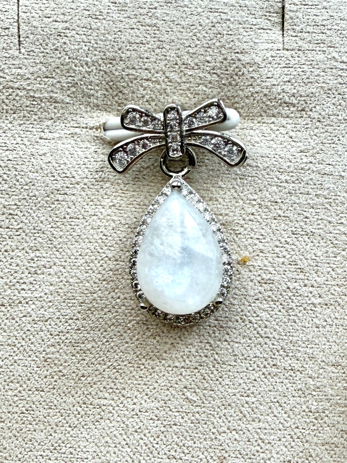 Pendentif en pierre naturelle semi précieuse