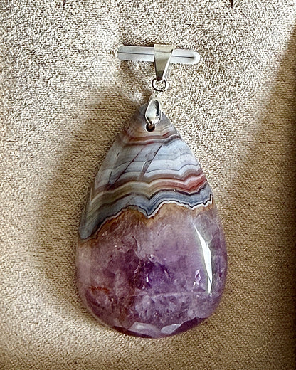 Pendentif en améthyste et agate dentelle blanche pierre naturelle semi précieuse
