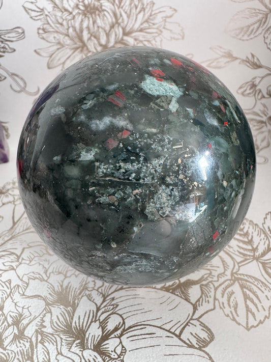 Exceptionnelle grande sphère héliotrope - African bloodstone