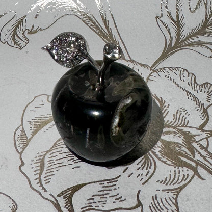 Mini pomme en pierre semi précieuses