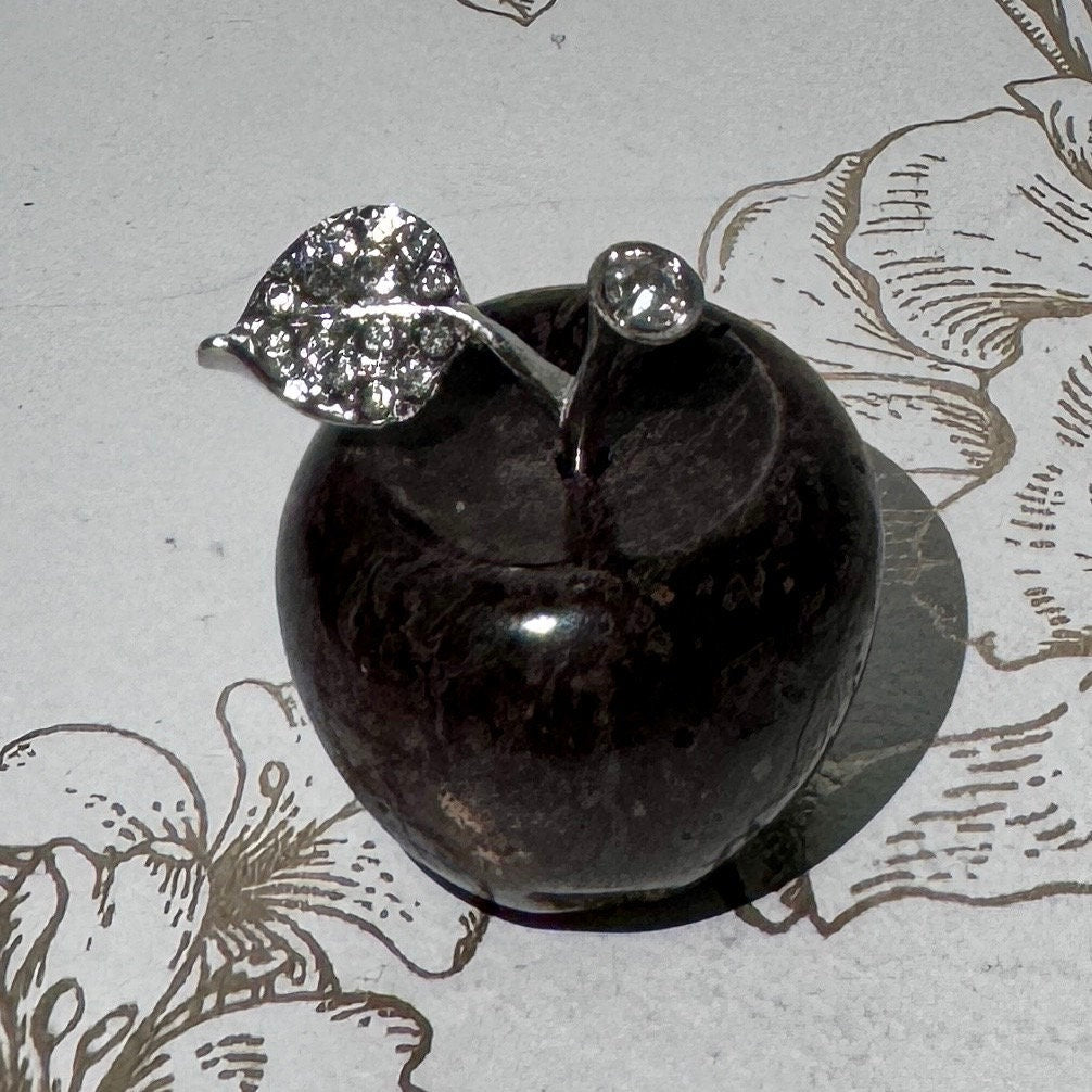 Mini pomme en pierre semi précieuses