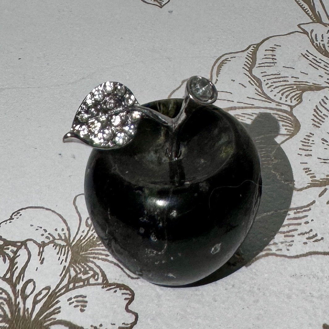 Mini pomme en pierre semi précieuses