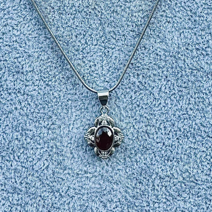 Collier pendentif en pierre naturelle semi précieuse