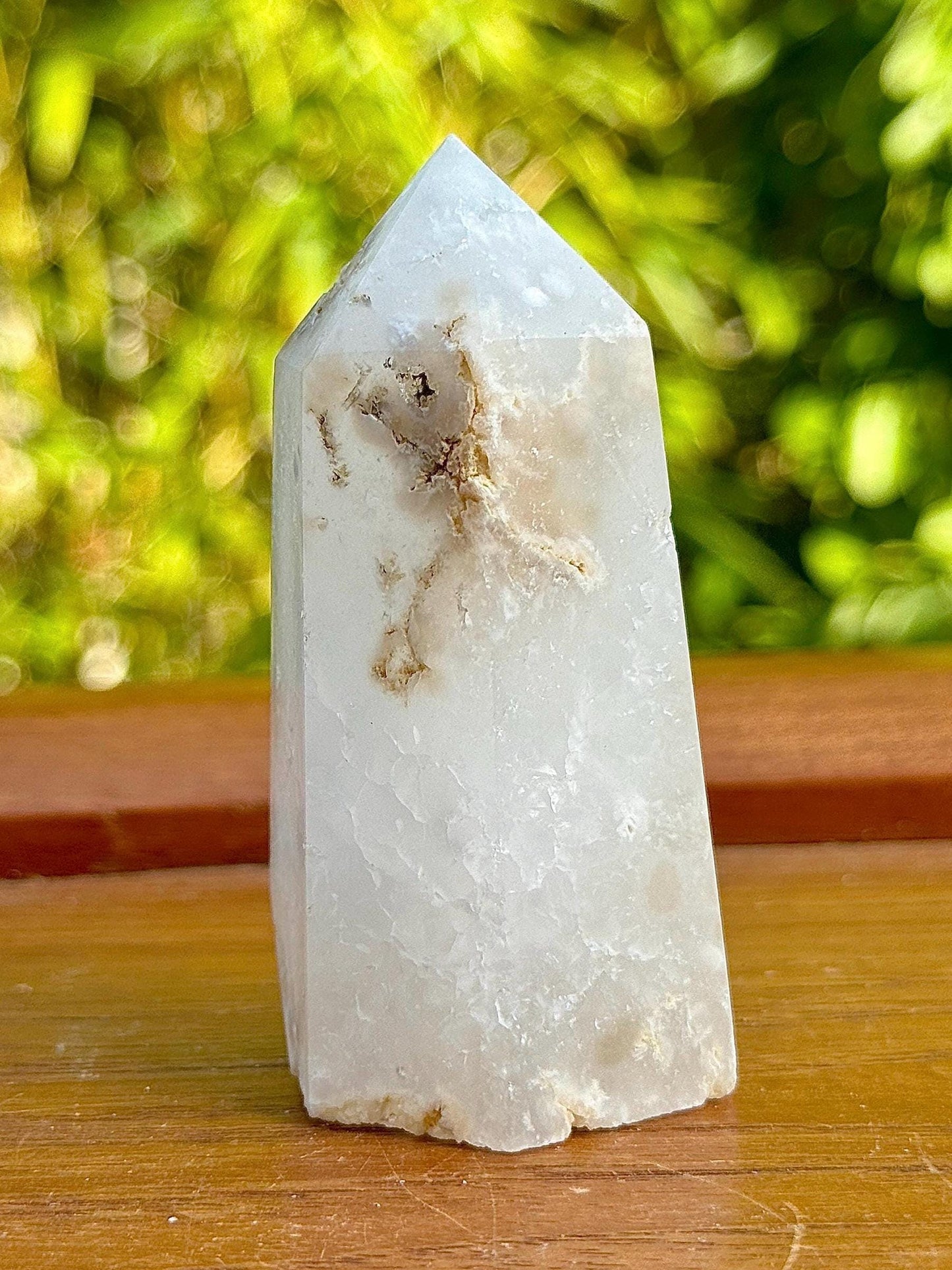 Tour en quartz laiteux pierre naturel semi précieuse