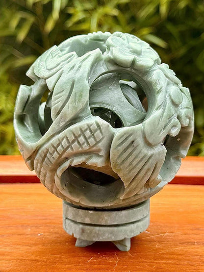 Sphere canton en jade - puzzle chinois - pierre naturelle semi précieuse