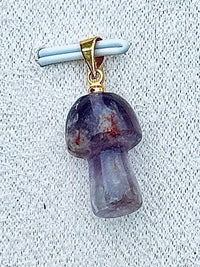 Pendentif champignon en pierre naturelle semi précieuse