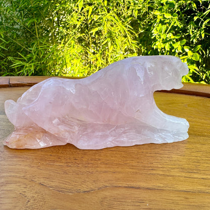 Magnifique sculpture de tigre en quartz rose pierre naturelle semi precieuse