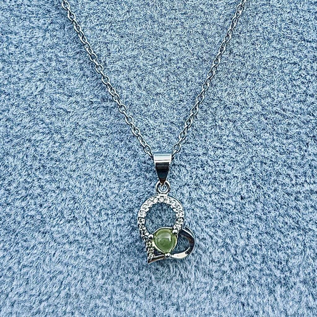 Collier pendentif en pierre naturelle semi précieuse