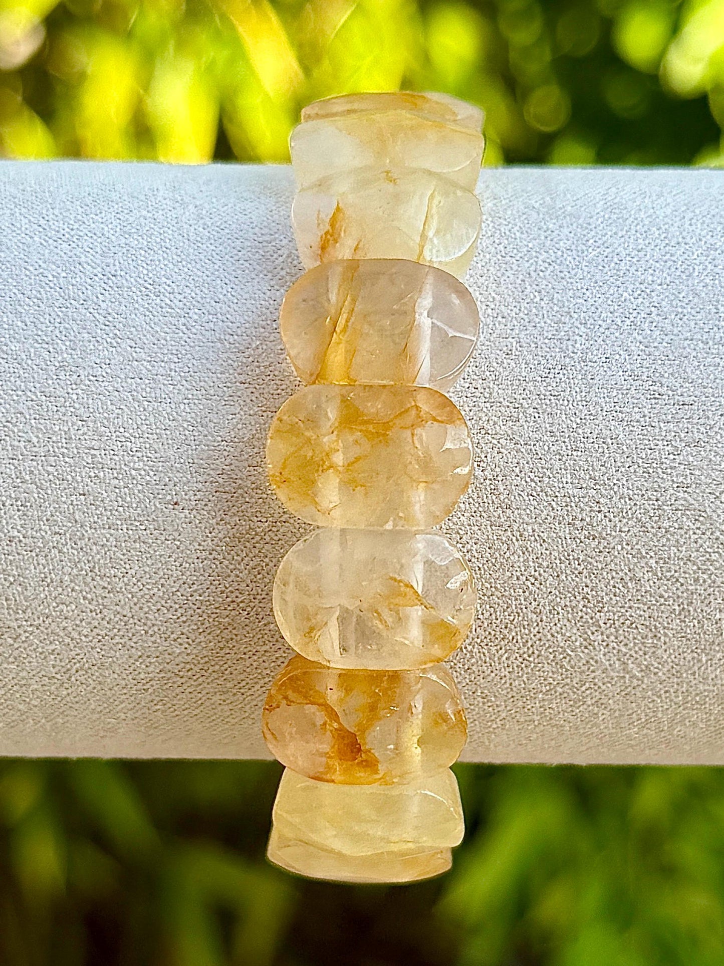 Bracelet jonc souple en quartz hematoide jaune - golden healer facetté pierre semi précieuse