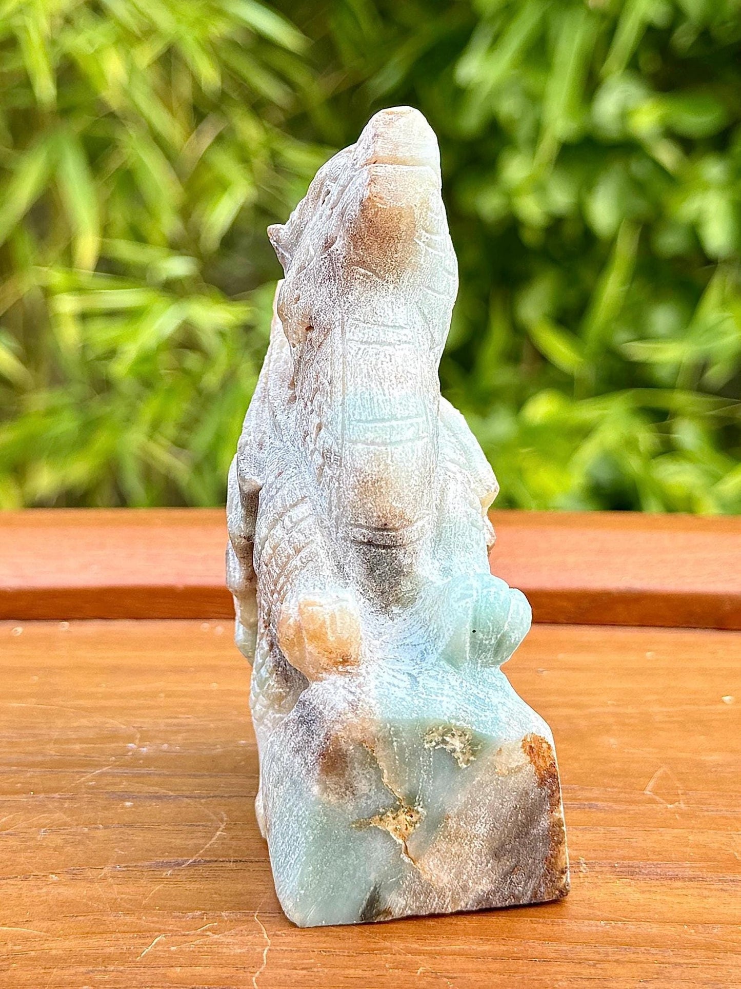 Sculpture de griffon en amazonite pierre naturelle semi-précieuse