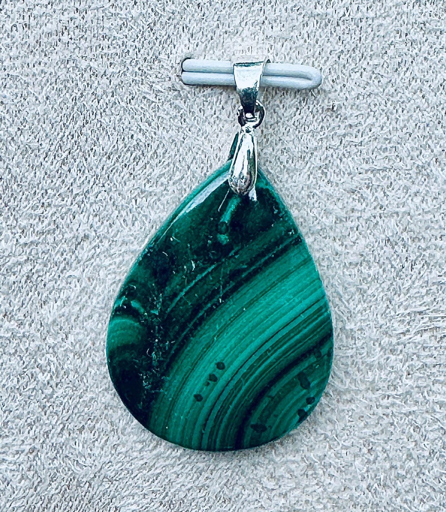 Pendentif malachite pierre semi précieuse