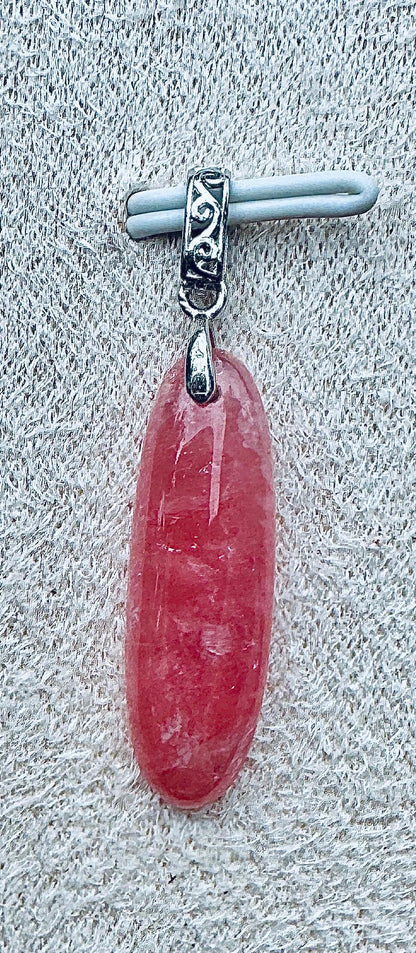 Pendentif en rhodochrosite naturelle semi précieuse et argent