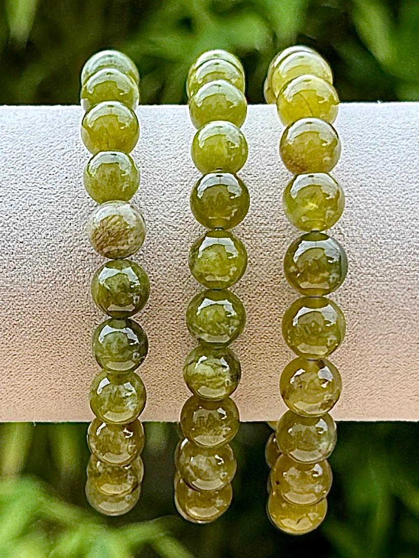 Bracelet en jade pierre naturelle semi précieuse