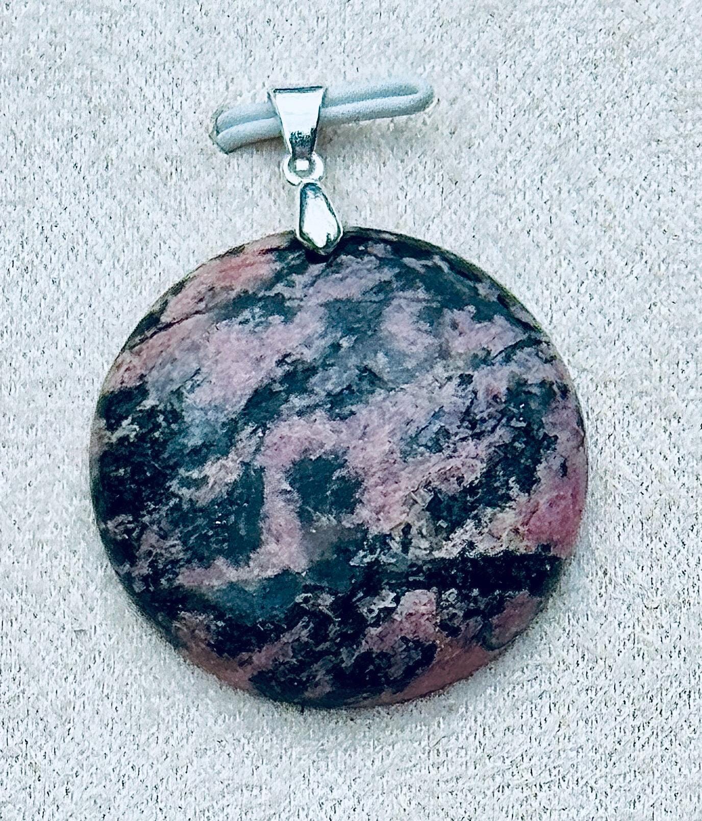 Pendentif rhodonite pierre semi précieuse