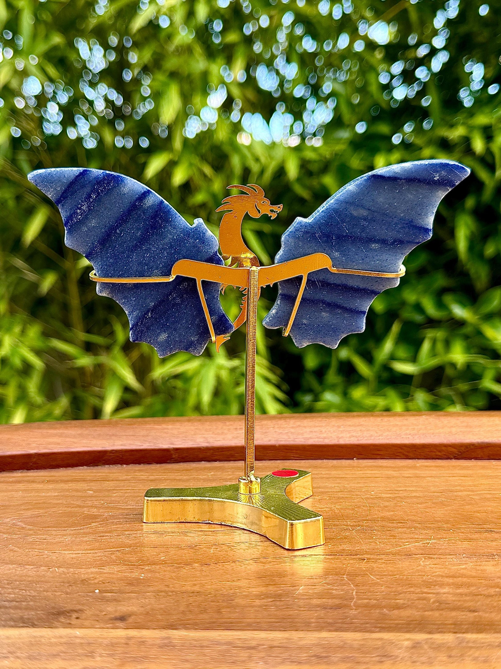 Ailes dragon en aventurine bleue pierre semi précieuse