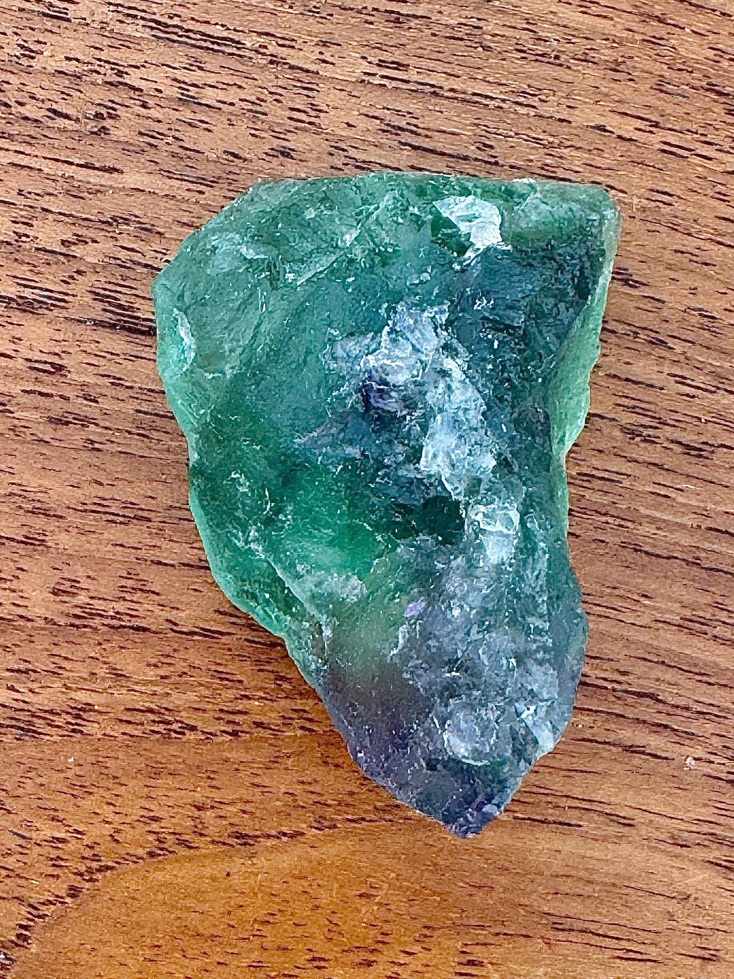 Morceau fluorite brute pierre semi precieuse