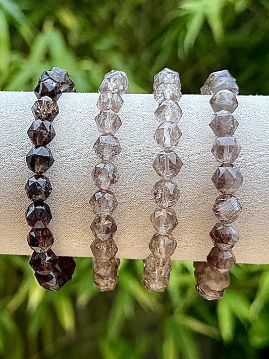 Bracelet perles facettées en quartz fumé pierre semi précieuse