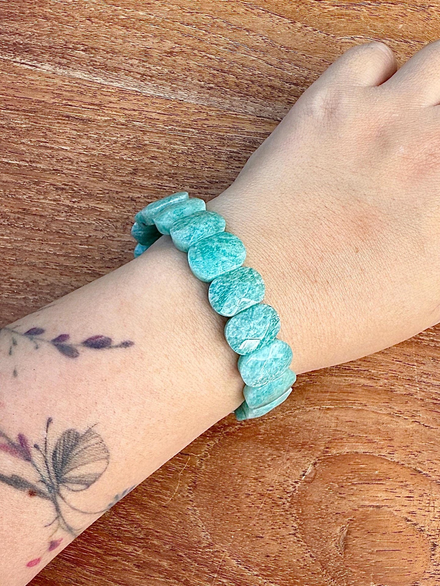 Bracelet jonc souple en amazonite facettée pierre semi précieuse