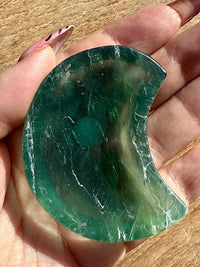 Petite coupelle lune en fluorite - support pour les bijoux