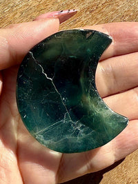 Petite coupelle lune en fluorite - support pour les bijoux