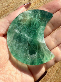 Petite coupelle lune en fluorite - support pour les bijoux