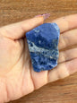 Spécimen de sodalite pierre naturelle semi precieuse