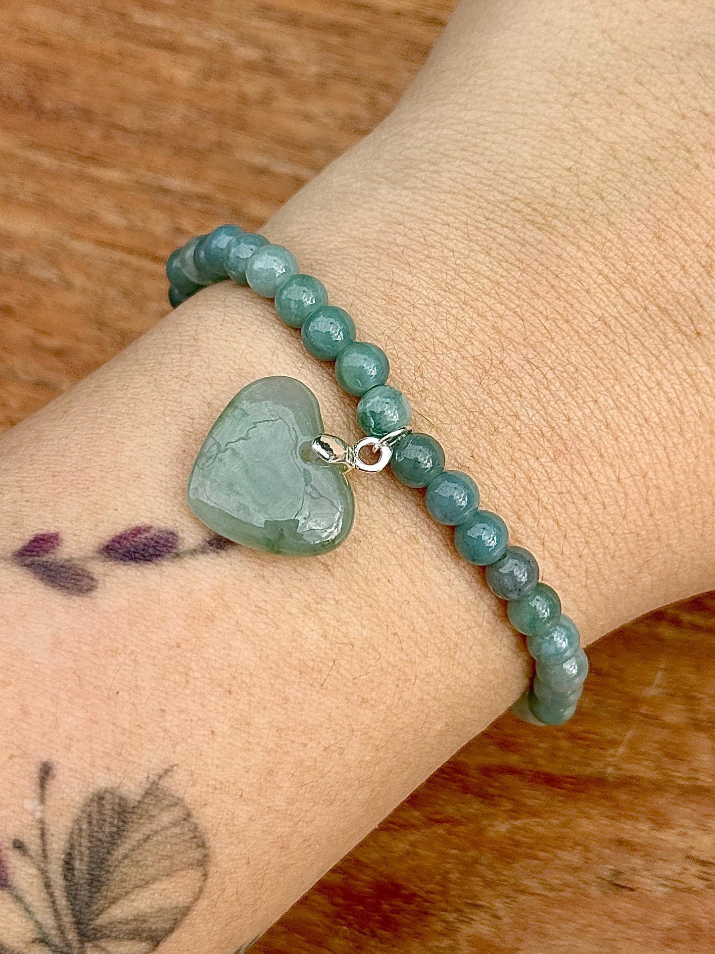Bracelet en jade pendent cœur pierre naturelle semi précieuse