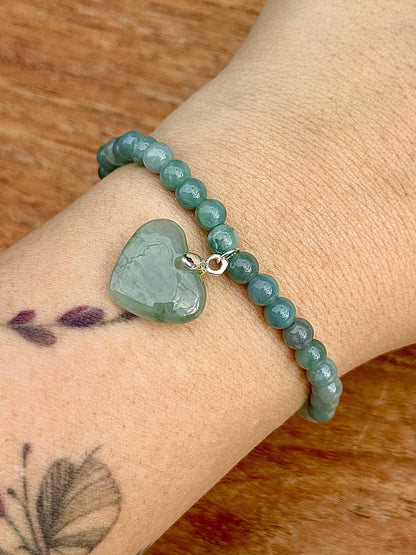 Bracelet en jade pendent cœur pierre naturelle semi précieuse