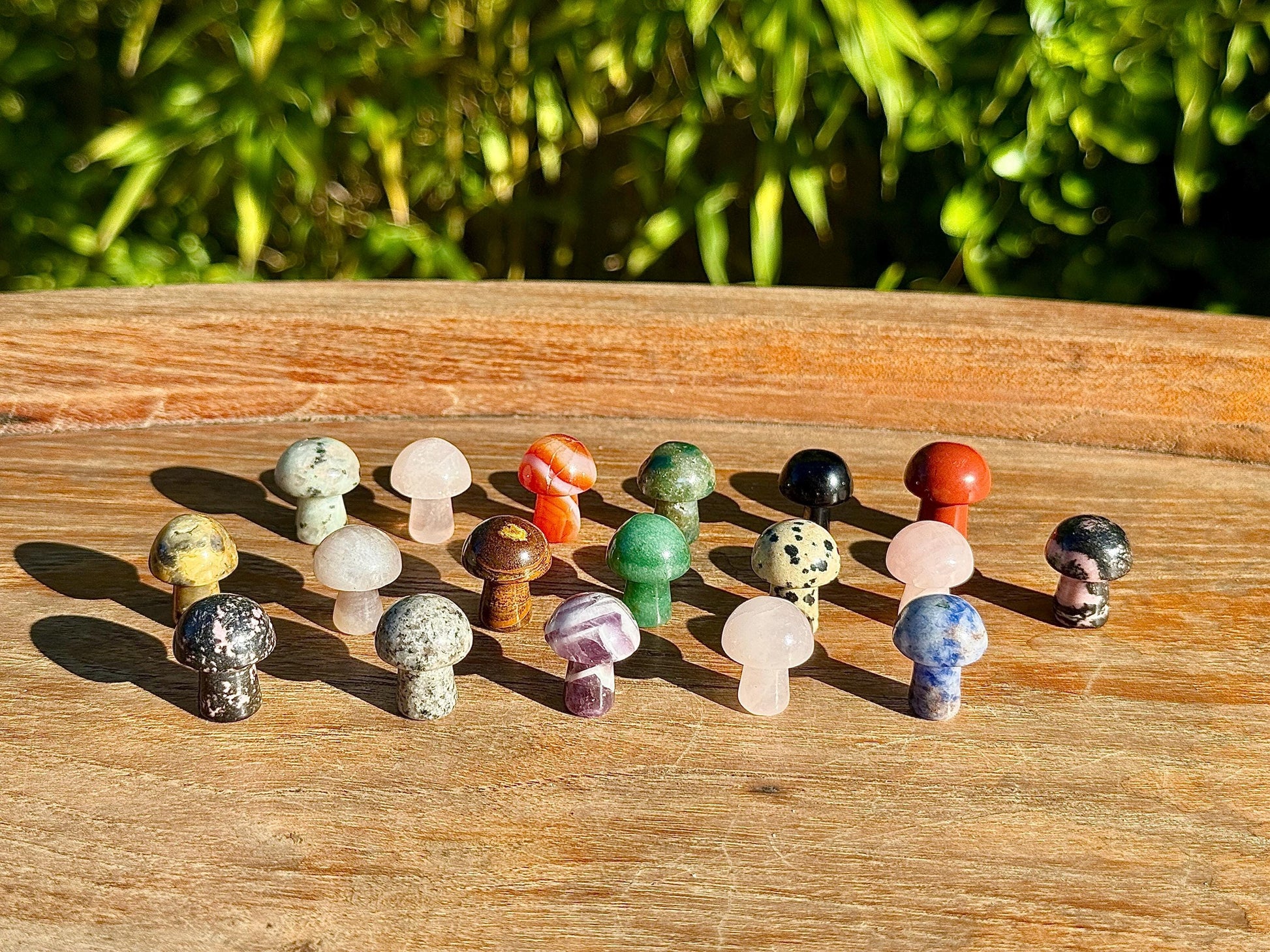 3 minis champignons mystères en pierre semi précieuse