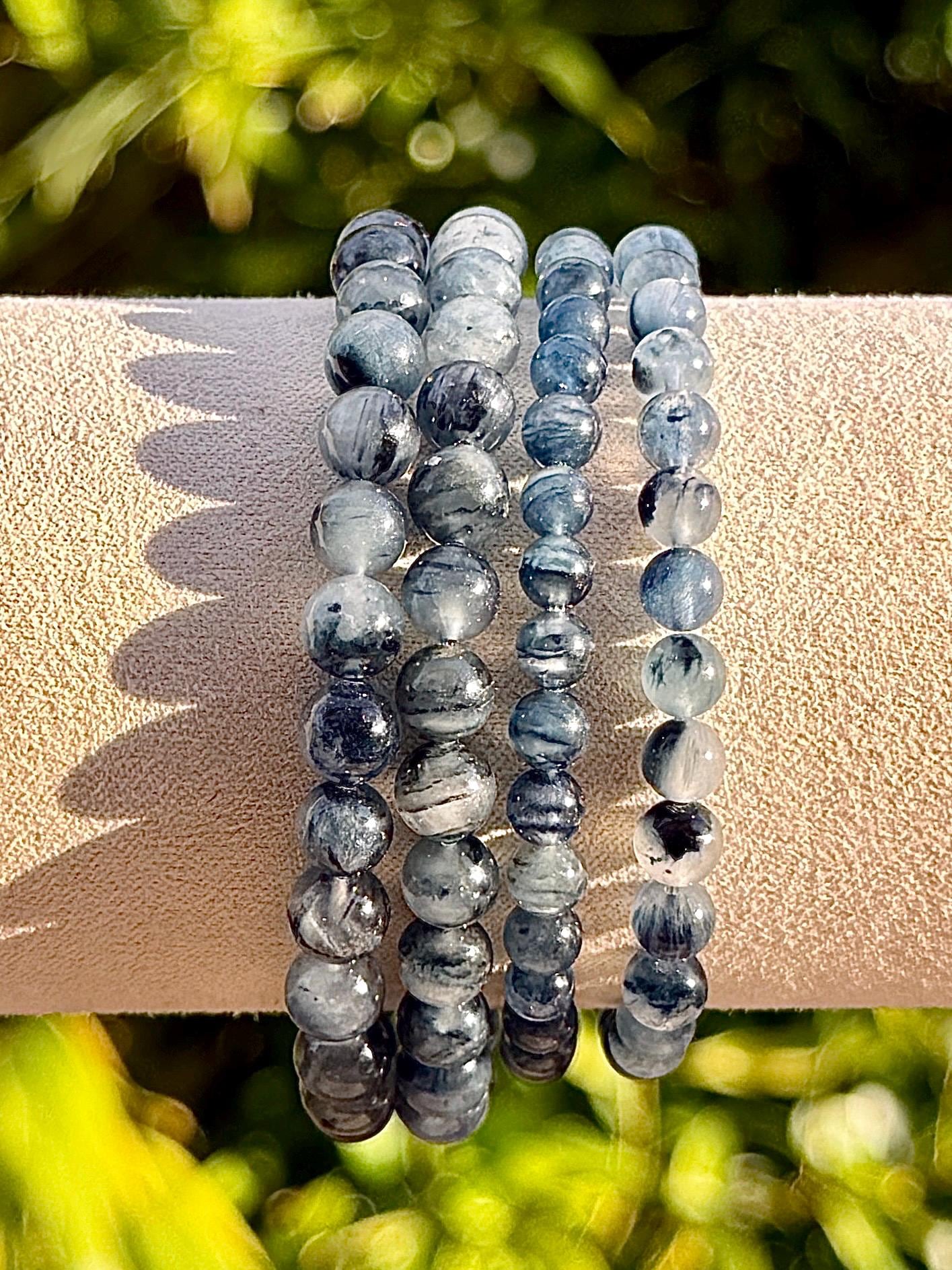 Rare bracelet en dumortierite pierre naturelle semi précieuse