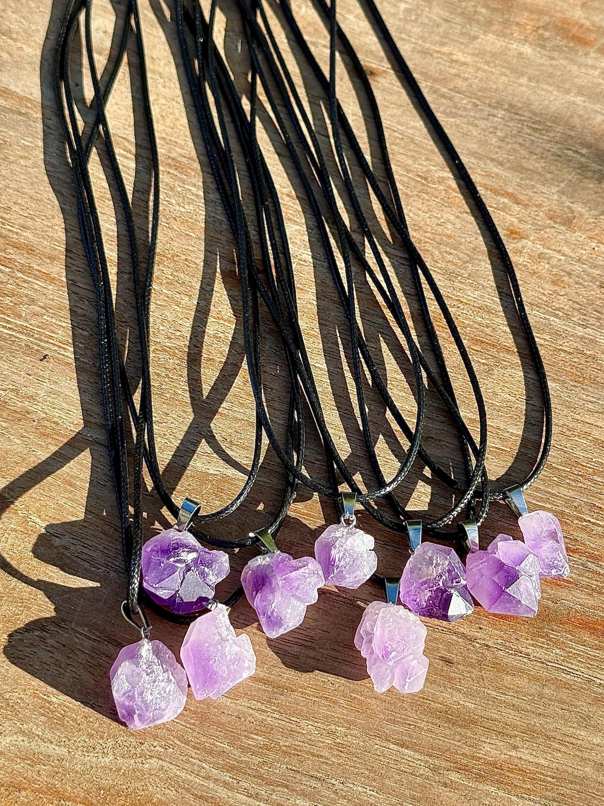 Collier pendentif en amethyste brute pierre naturelle