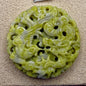 Pendentif en jade sculptée pierre naturelle semi précieuse