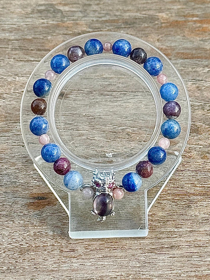 Bracelet bébé dragon et perle ronde pierre naturelle semi précieuse