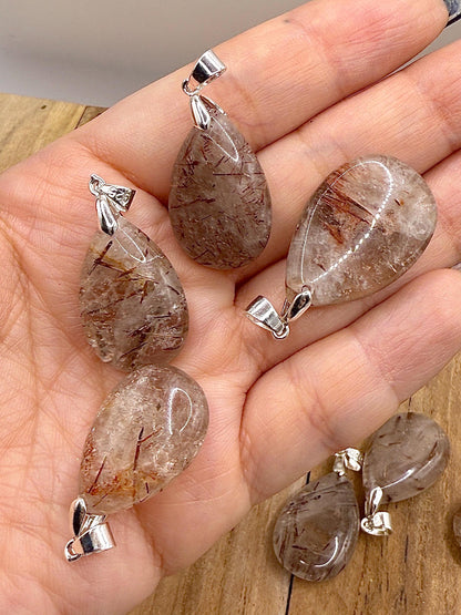 Pendentif en super seven pierre naturelle semi précieuse et argent