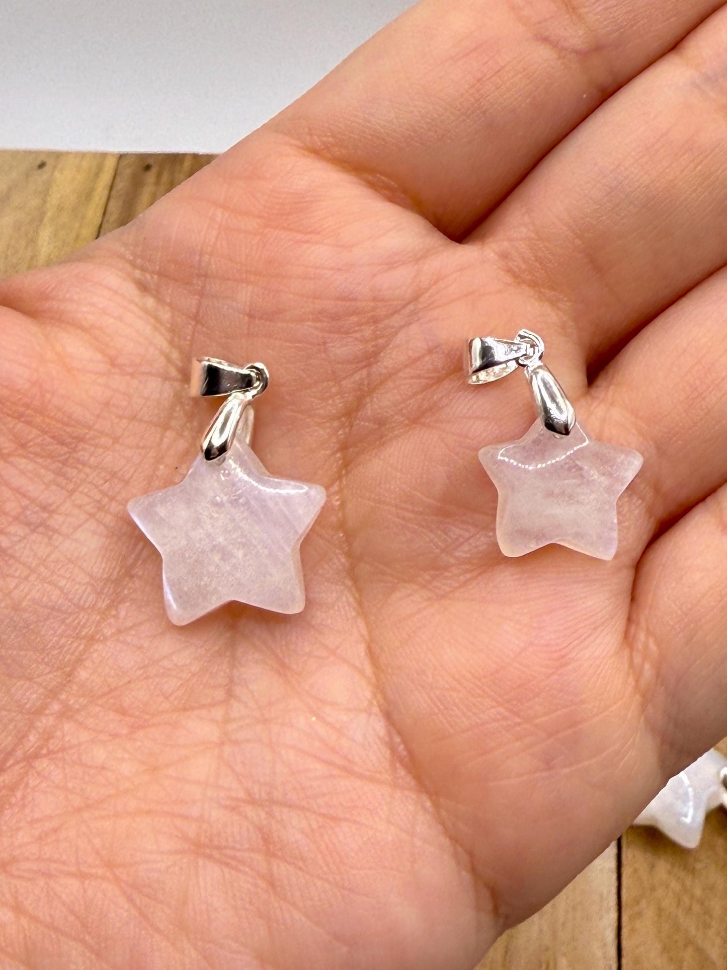 Pendentif diamant en pierre naturelle semi précieuse et argent