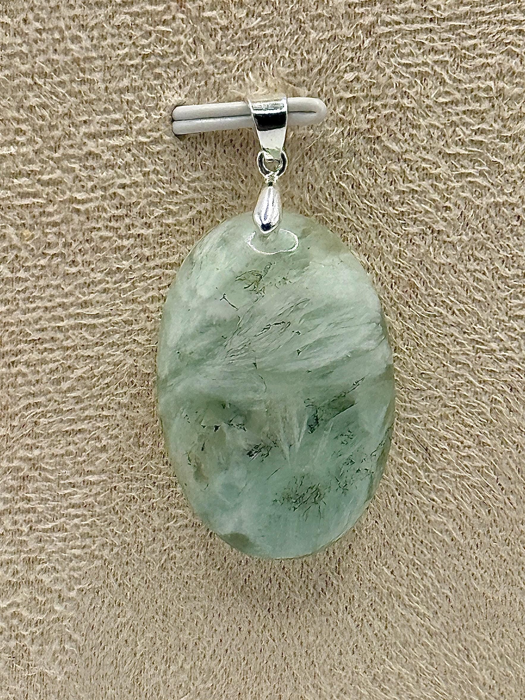 Pendentif en fluorite plume pierre naturelle semi précieuse