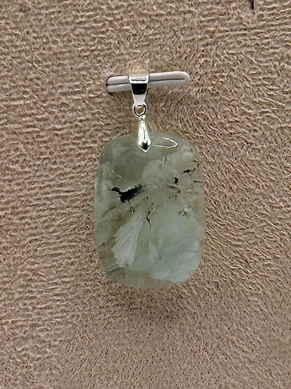 Pendentif en fluorite plume pierre naturelle semi précieuse