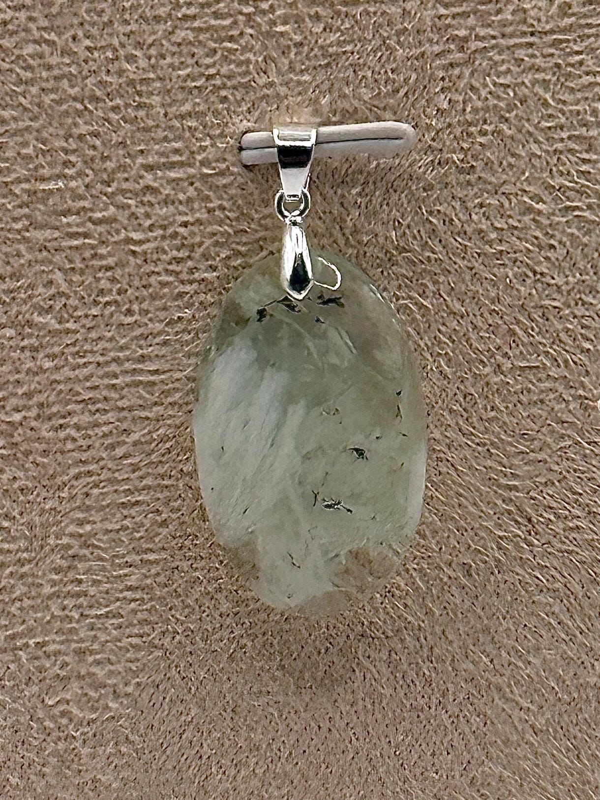 Pendentif en fluorite plume pierre naturelle semi précieuse