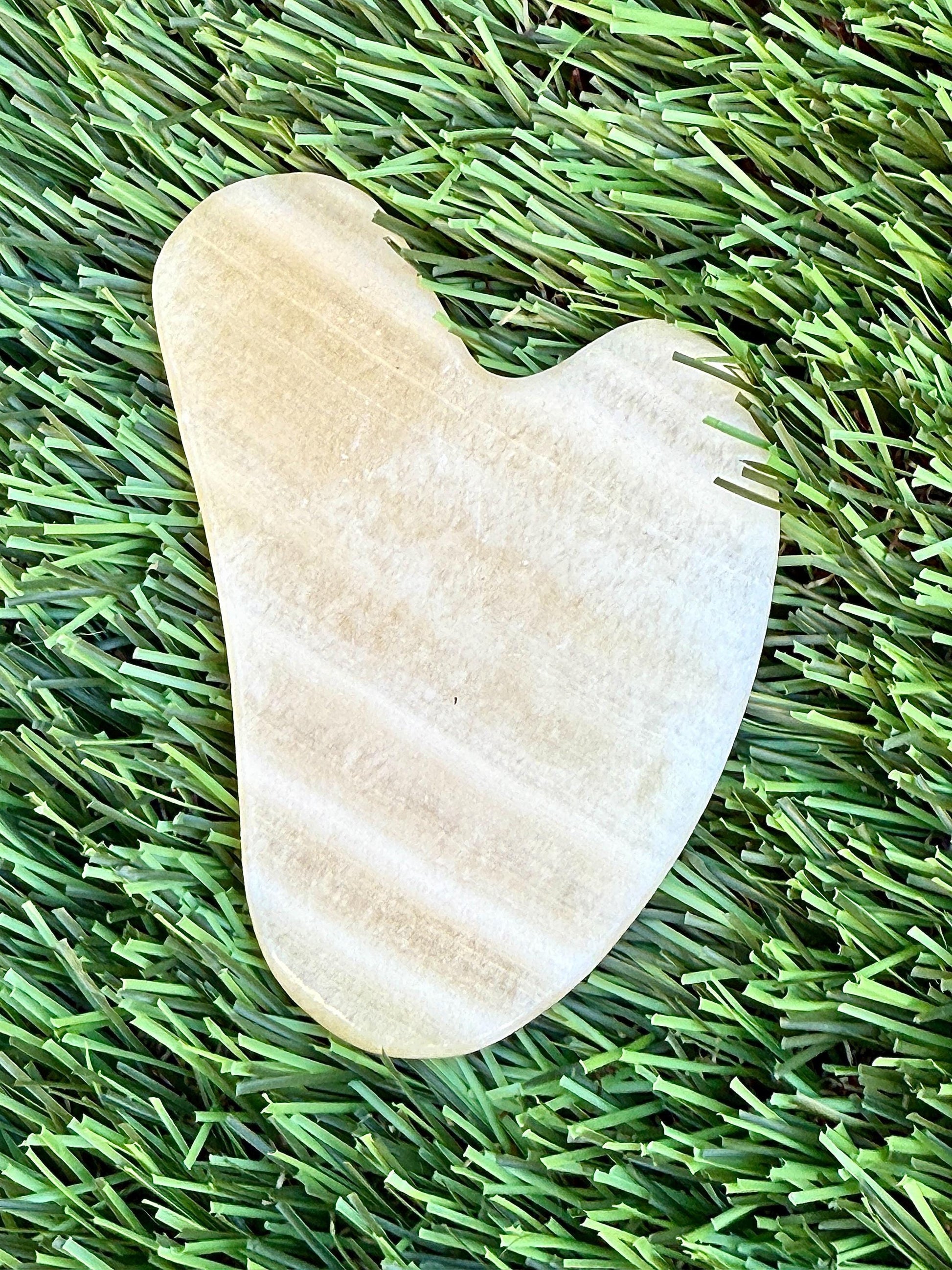 Gua sha visage en pierre naturelle semi précieuse