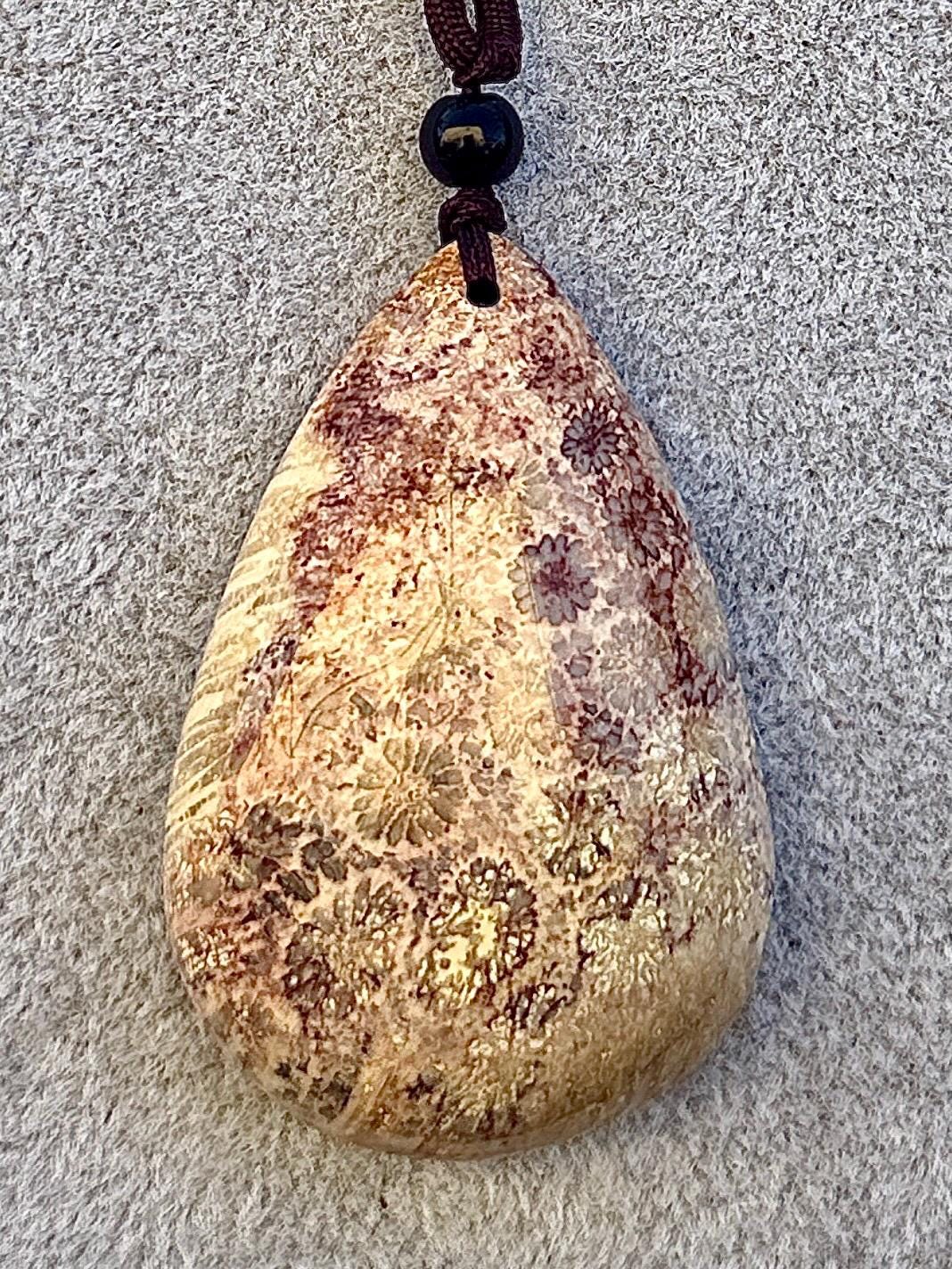 Collier jaspe corail pierre semi précieuse