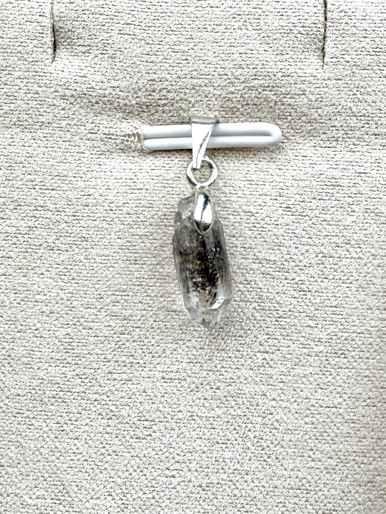 Pendentif en pierre naturelle semi précieuse