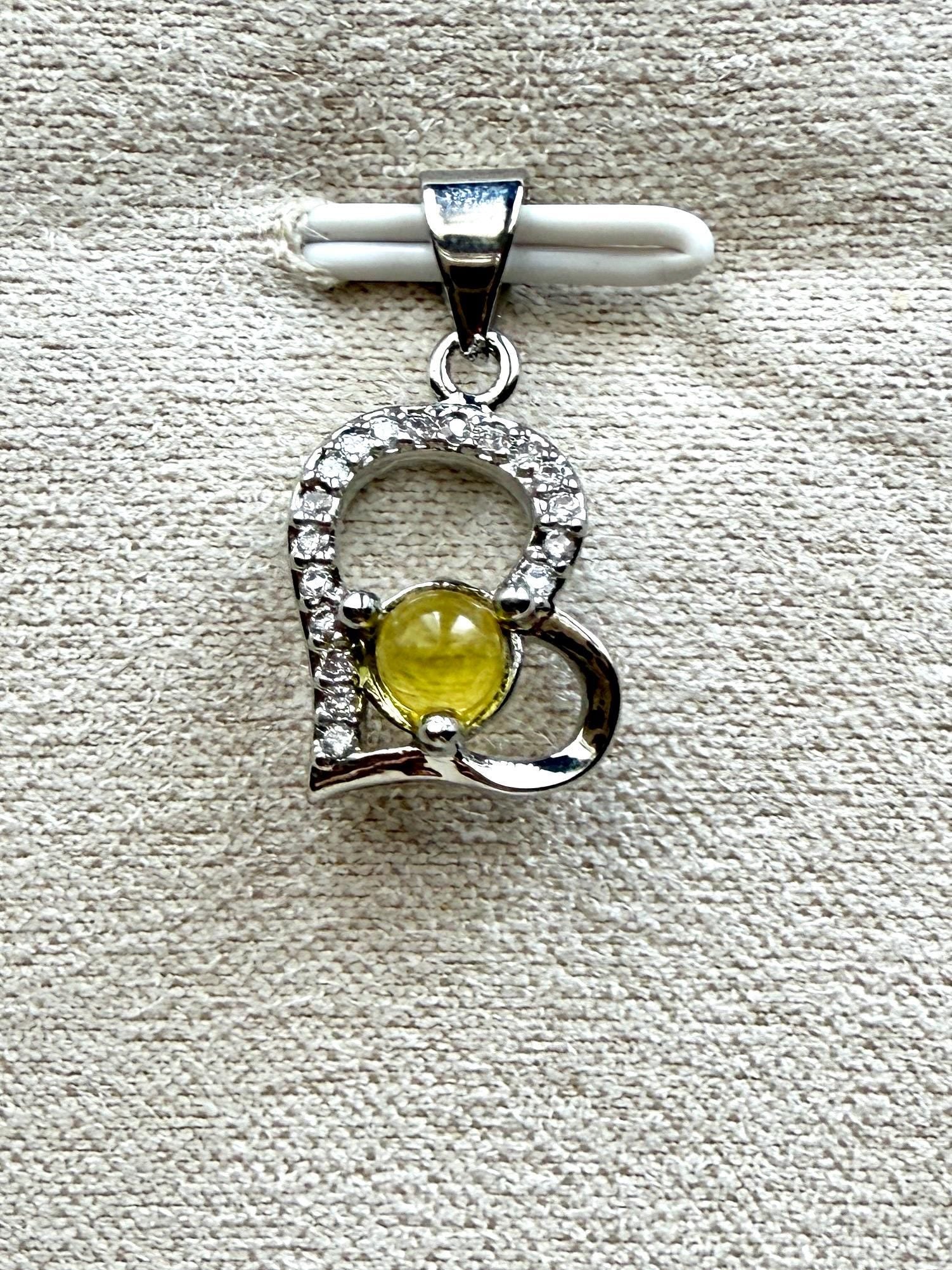 Pendentif en pierre naturelle semi précieuse